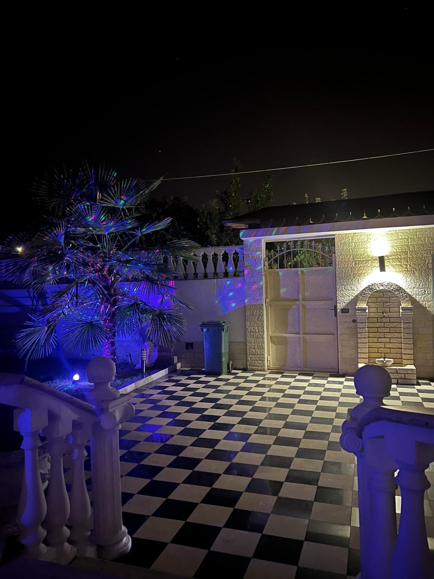 Guest House Pulake Berat Exterior photo